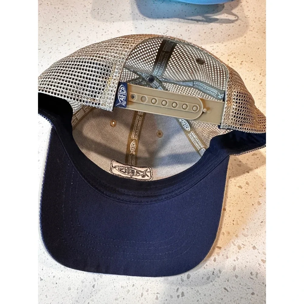 AFTCO Mens Fishing Trucker Hat Tan Khaki Mesh Snapback Logo Patch Baseball Cap